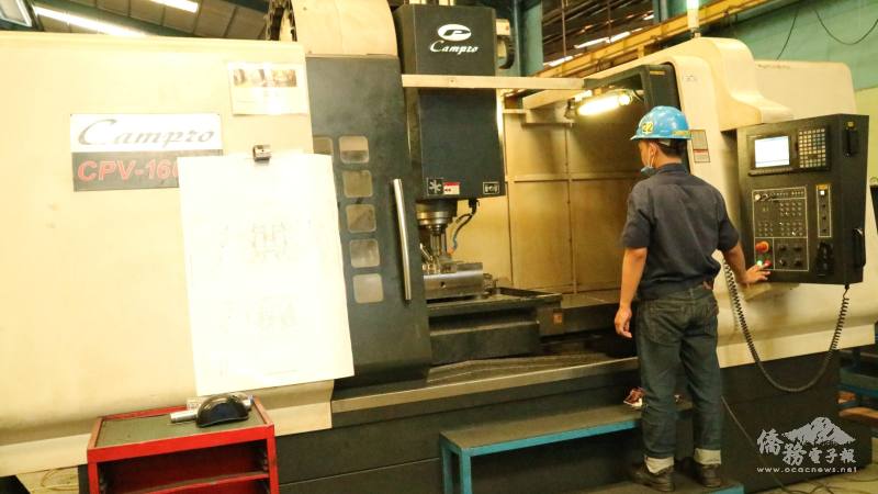 臺洲企業模具加工機