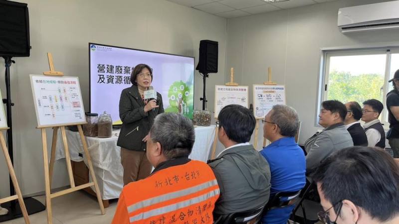 循環署賴瑩瑩署長說明循署推動營建管理策略重點