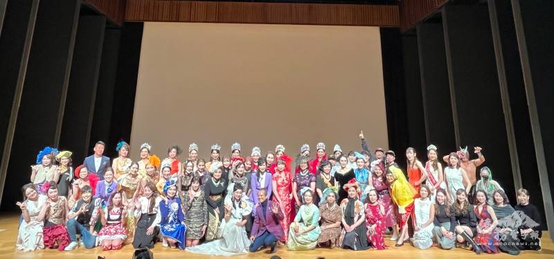 所有表演團隊合影