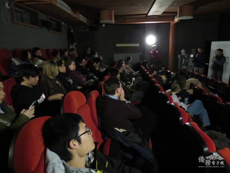 德國圖賓根電影院放映《大佛普拉斯》