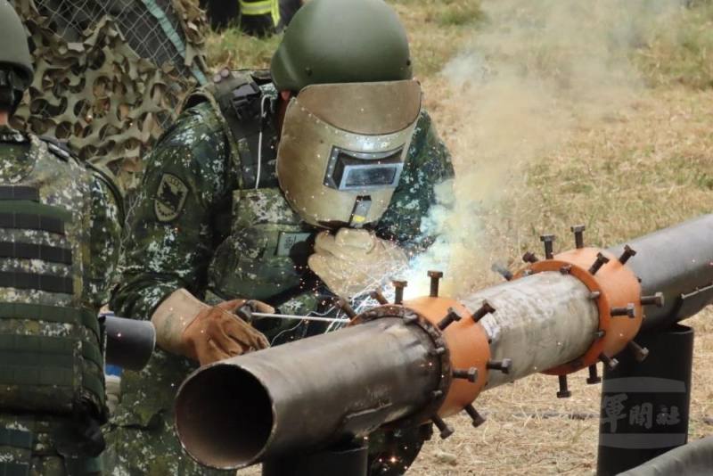 陸軍四支部補油庫辦理「113年度監測系統緊急應變暨油管搶修作業示範」。（四支部提供）