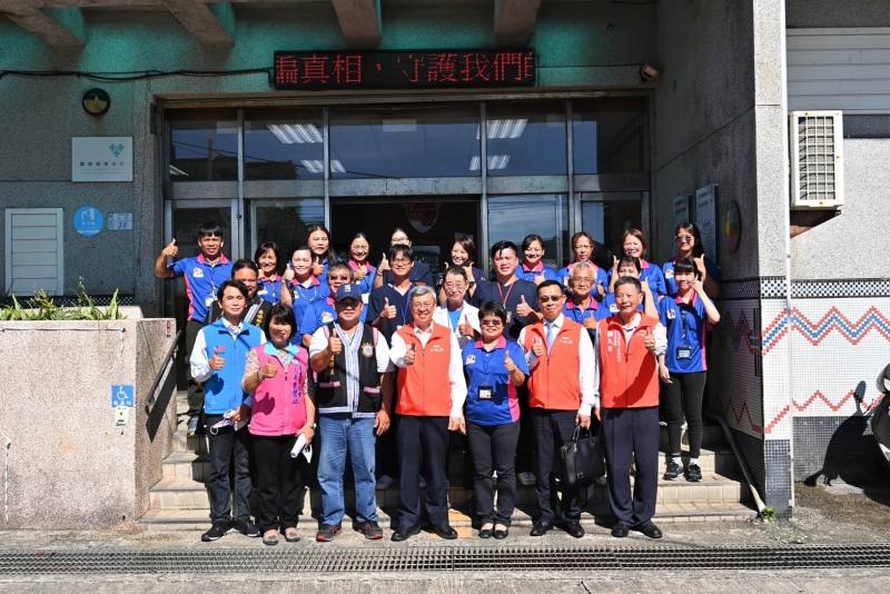 行政院長陳建仁視察臺東縣蘭嶼鄉椰油國民小學