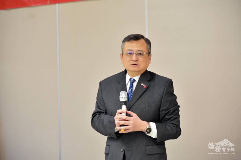 類延峰致詞表示很多臺灣前輩在中西部打下了很好的產業基礎