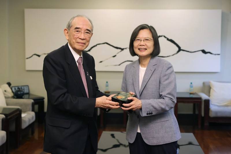 President Tsai Meets Japan Taiwan Exchange Association Chairman Ohashi president-tsai-meets-japan-taiwan-exchange-association-chairman-ohashi