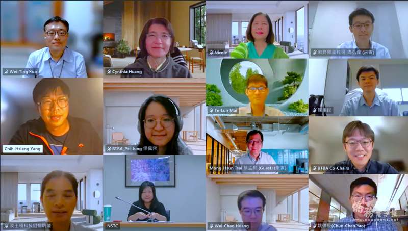 「2030跨世代年輕學者X玉山青年學者海外說明會」主辦單位及講者合影