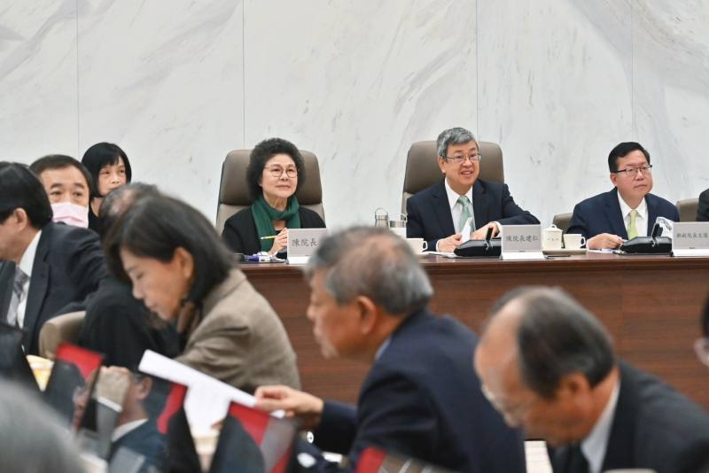 行政院長陳建仁出席「監察院112年巡察行政院會議」