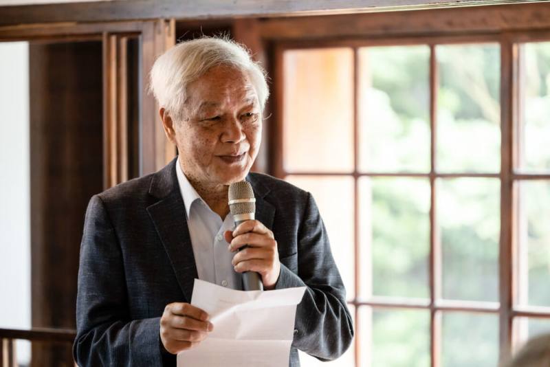 詩人向陽（本名林淇瀁）（圖）上任國家文化藝術基金會董事長近1年，政策目標之一為支持母語創作，2024年起也將推出「母語文學創作發表專案」。（國藝會提供）