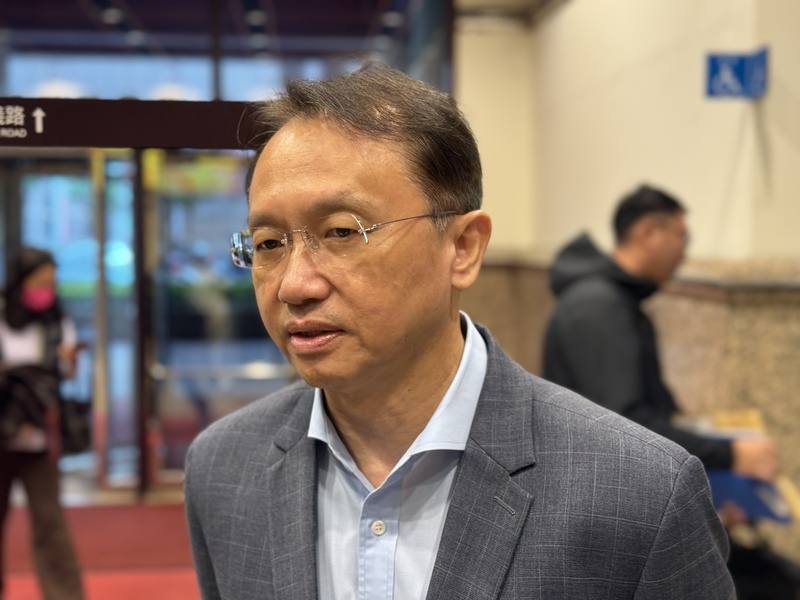 台北市電腦公會20日舉辦第17屆第2次會員大會，宏碁董事長暨執行長陳俊聖（圖）在會場受訪表示，宏碁AI PC正在出貨，訂單能見度可看到2024年第1季