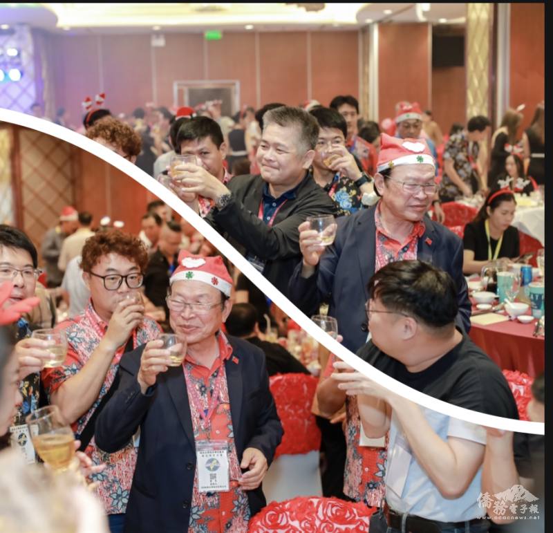 袁濟凡逐一敬酒預祝大家新年快樂