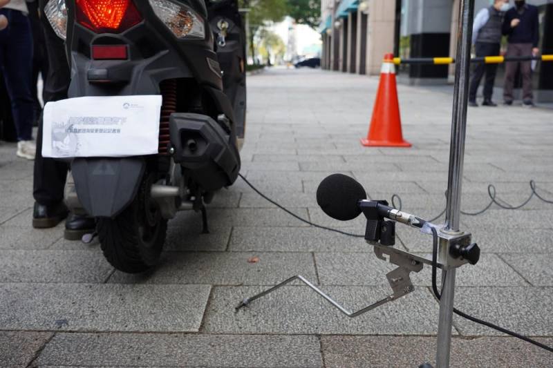 車輛噪音檢測示範_噪音計