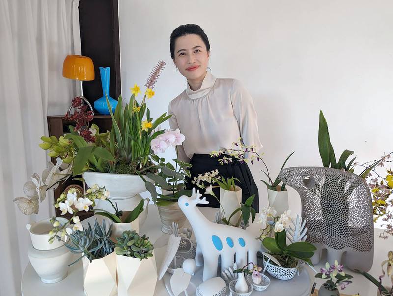 植物風格師Yuty（黃郁婷）以美學打造不同生活風景，今年受台灣蘭花產銷發展協會邀請，將在世界蘭展及台灣國際蘭展向民眾推介蘭花之美，在媒體茶敘時介紹展會規劃。