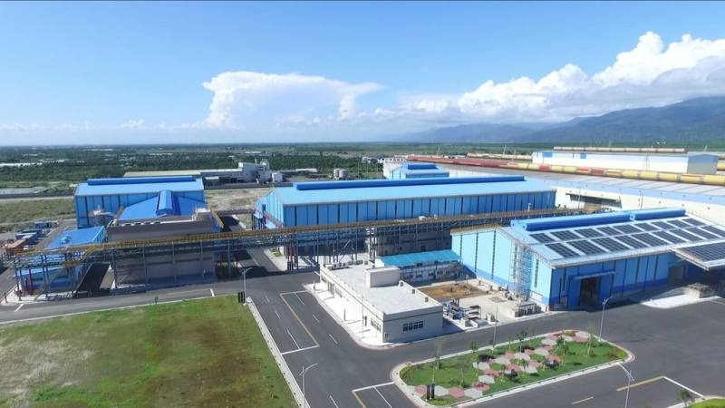 中碳屏南廠建置高溫石墨化量產線，經多年高溫操作技術開發及操作經驗累積後，開發出攝氏3000度高溫下能進行石墨化熱處理關鍵技術，成功自主量產石墨碳微球產品。（中鋼提供）