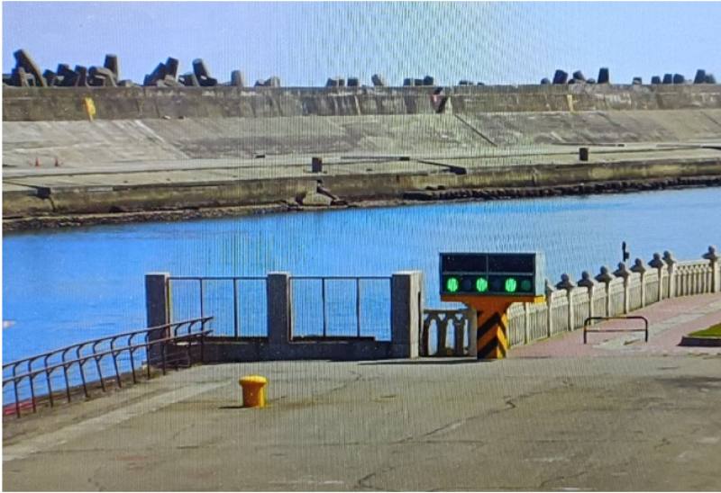 窄航道管制燈示意圖