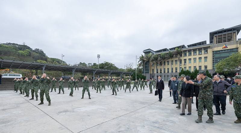蔡英文總統6日上午前往新竹勗勉「陸軍第206旅步四營」、「北部地區防空部隊」、「陸軍第542旅聯兵一營」