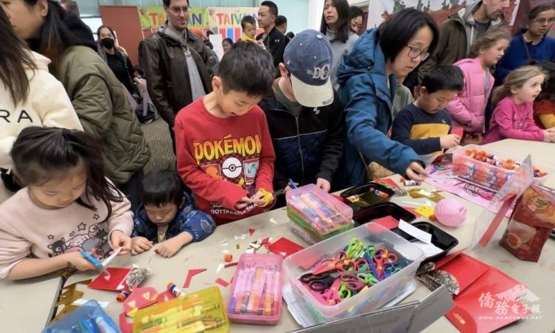 Arts and Crafts stations