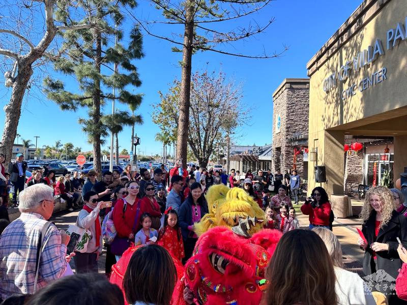 現場踴躍參與的民眾