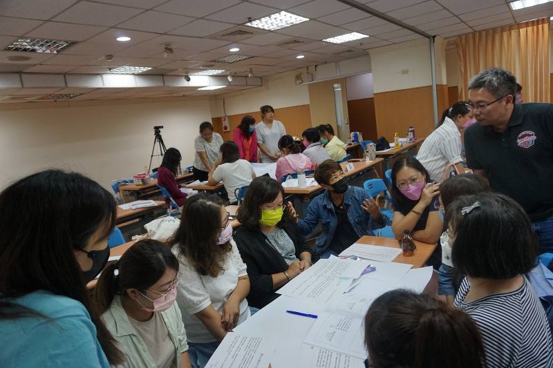 112年度臺南場基礎研習-學員以小組合作方式進行OPDCA實作練習