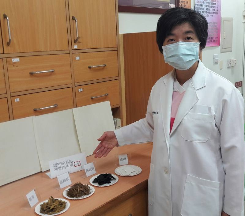 陳姓婦人備孕多年未果，就醫診斷出和先生因精卵排斥造成不孕，接受多種西醫治療仍無解，夫妻轉而尋求中醫調理，中醫師林襄穎（圖）受訪表示，這對夫妻在經過4個月調理後，順利自然懷孕。