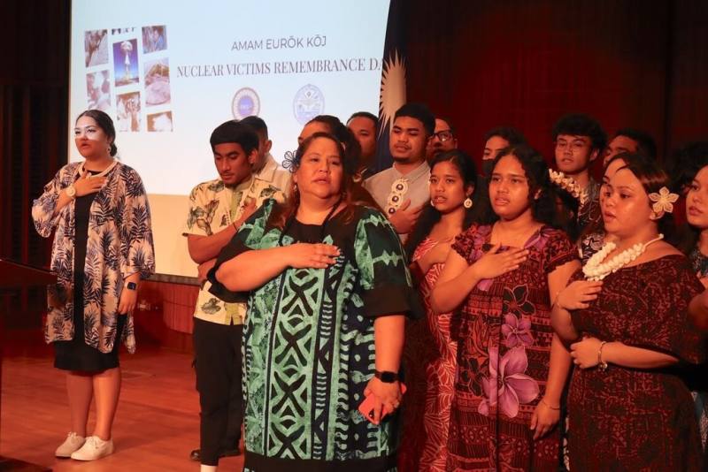 馬紹爾群島共和國大使館15日舉辦「核彈受難者紀念日」，活動除了藝術表演外，也透過播放紀錄片、相關影像紀錄展覽，呼籲各界勿忘歷史。（台灣數位外交協會提供）