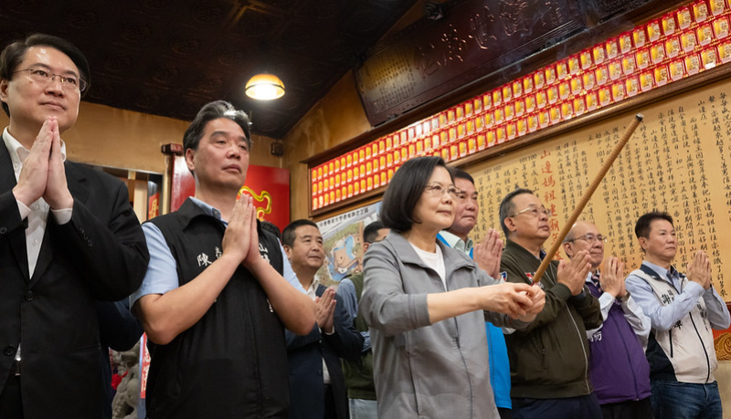 總統前往「山邊媽祖宮」參拜，祈求臺灣五穀豐收、國運昌隆