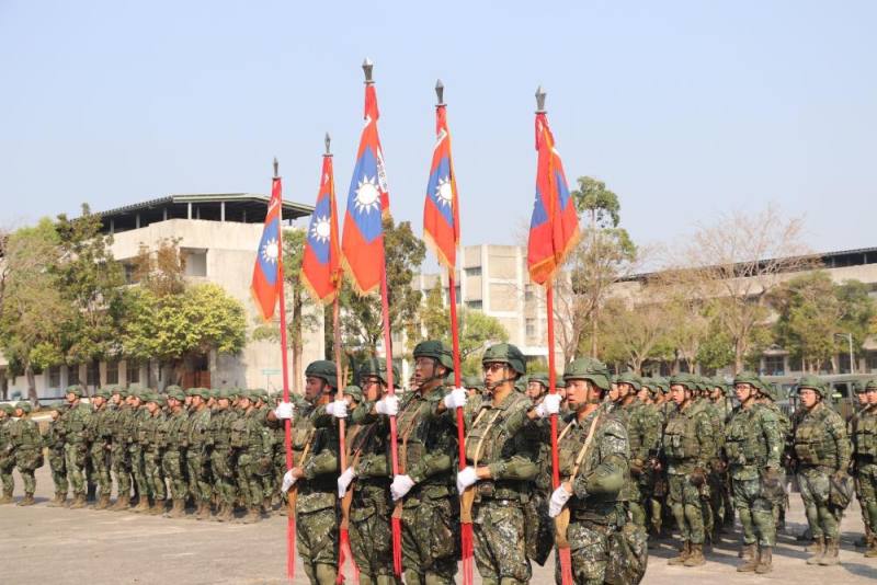 陸軍砲兵第43指揮部日前舉行基地專精開訓典禮。（陸軍八軍團提供）