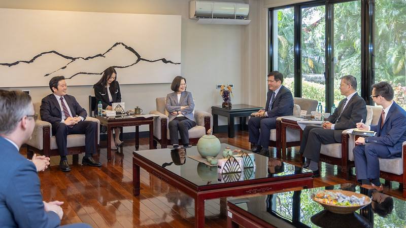 蔡英文總統22日上午在寓所接見「全球台灣研究中心（GTI）訪問團」