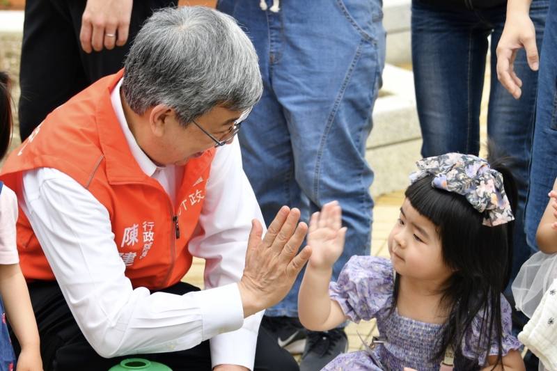 行政院長陳建仁參訪苗栗縣后庄非營利幼兒園