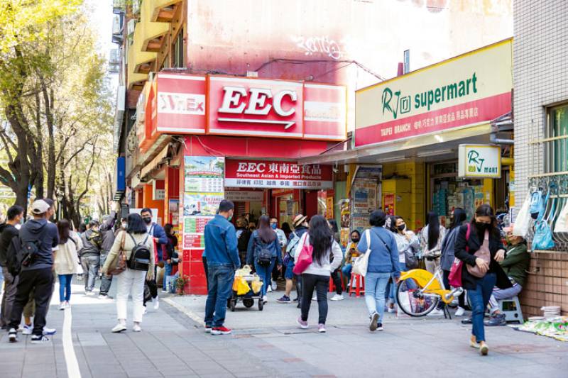 Little Manila, which is crowded on the weekends, has a distinct Southeast-Asian ambience.