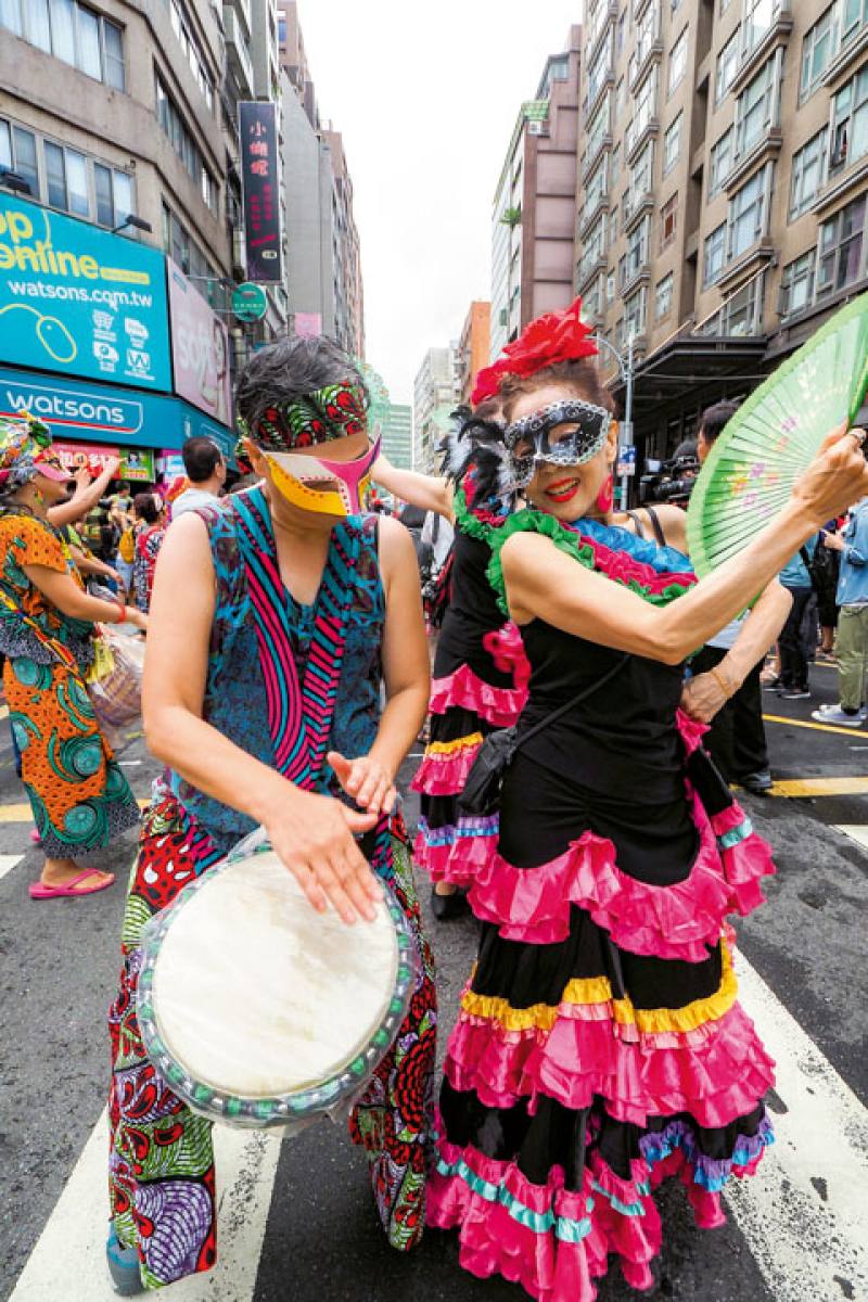 Taipei’s “Little Manila” is the place in Taiwan where you can get maximum exposure to the culture of the Philippines. The photo was taken at the MassKara Festival held in Little Manila.