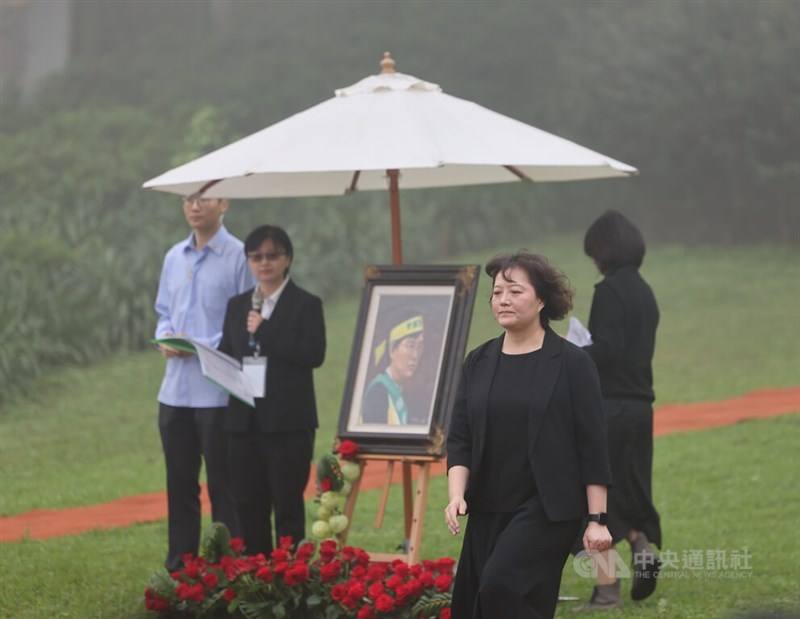 Cheng Chu-mei, daughter of Nylon Cheng (second right). CNA photo April 7, 2024