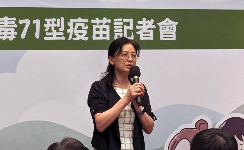 台灣兒科醫學會理事彭純芝（圖）21日在腸病毒71型疫苗捐贈記者會上提醒，未滿2歲嬰幼兒是腸病毒重症及死亡的高風險族群，為低齡嬰幼兒施打疫苗，是積極保護孩童健康的方式之一