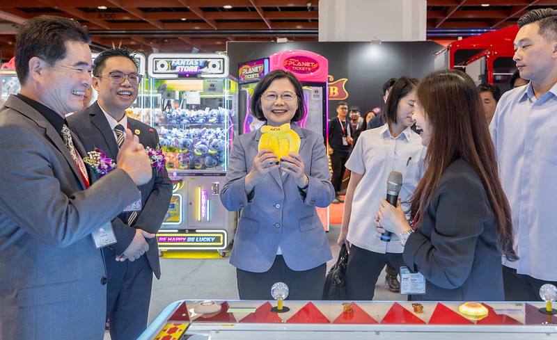 總統出席「第27屆臺灣電子遊戲機國際產業展」