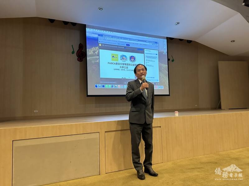 駐泰國代表處僑務組組長許世榕致詞