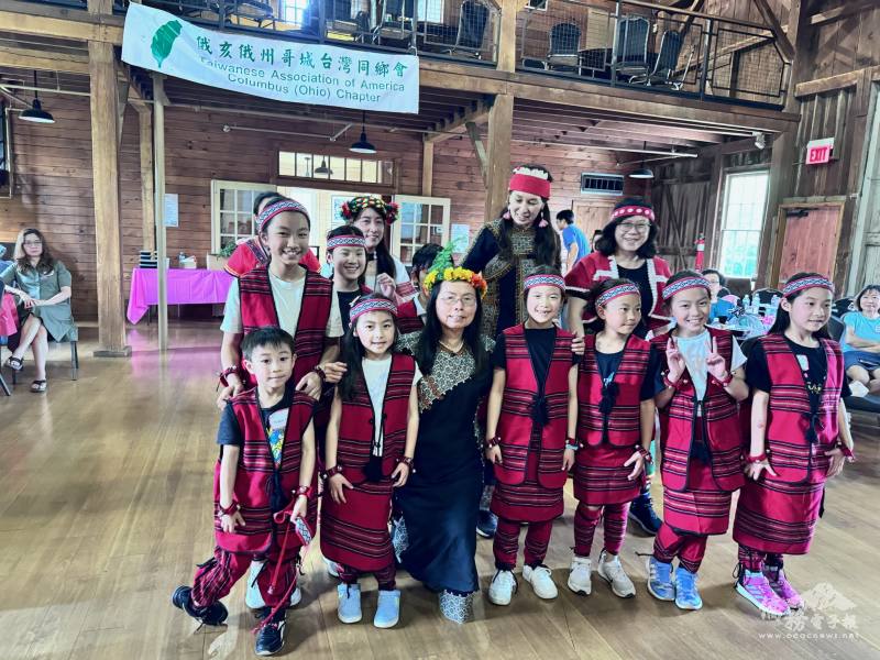 原住民親子舞蹈團