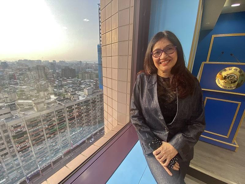 印度投資局執行長拉伊8日下午在印度台北協會出席小型媒體見面會，分享台印經貿往來的看法。