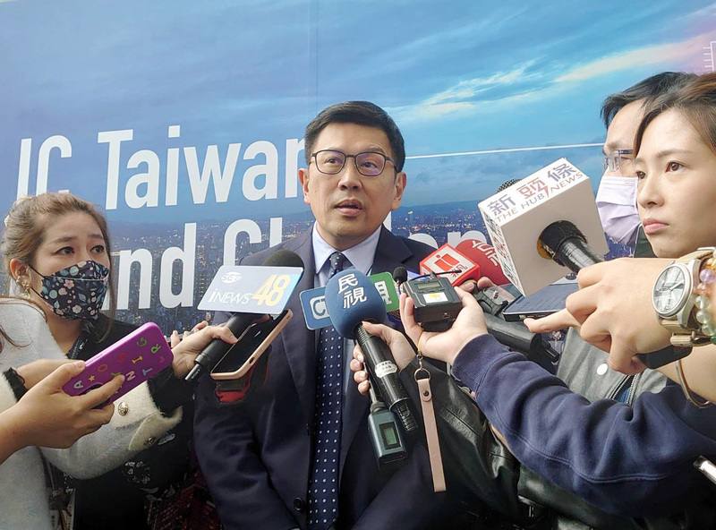 國際半導體產業協會（SEMI）行銷長暨台灣區總裁曹世綸14日出席半導體創新暨產業新創高峰論壇，他表示，晶創台灣計畫對半導體產業具6大意義，包含全面性、前瞻性、人才培育、新創企業、國際鏈結及由硬加軟