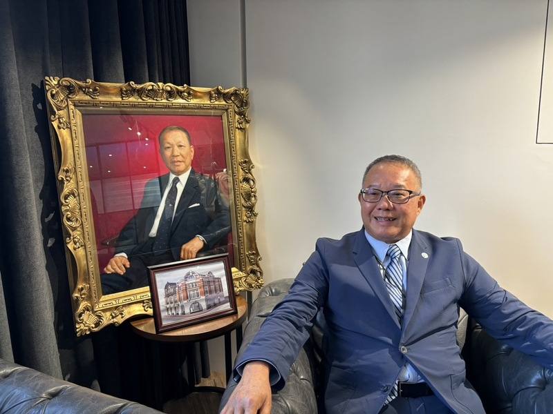 謙順行代表人杜恒誼（圖）談到起家厝、台北市定古蹟「衡陽路17號及重慶南路1段119號店屋」，想起的不只是保存古蹟的過程，更是老父親諄諄教誨，和當時勤懇、守信的社會風氣，將堅持用最穩固的工法修回百年前舊貌。