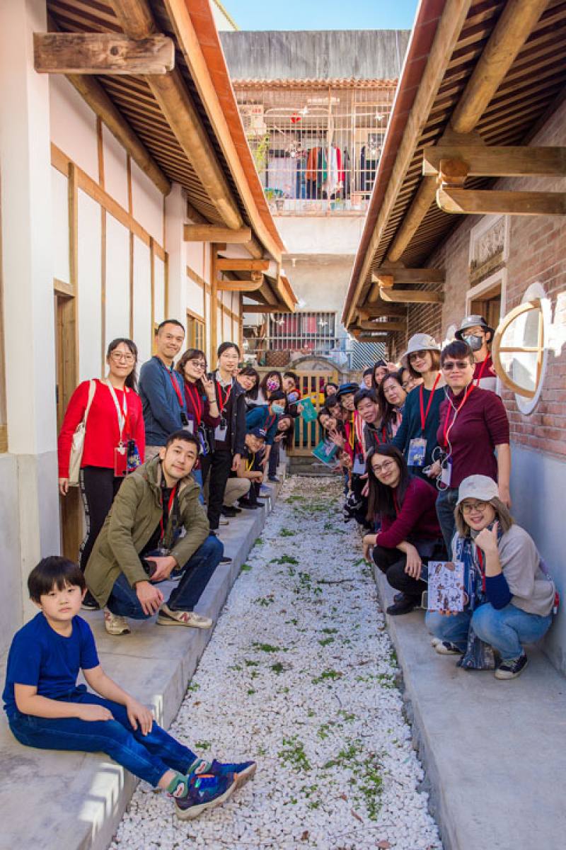 Literary tours in Yongjing invite Taiwanese readers to step into the magical world of Kevin Chen’s Ghost Town. (courtesy of Luko Changhua Travel Library)​​