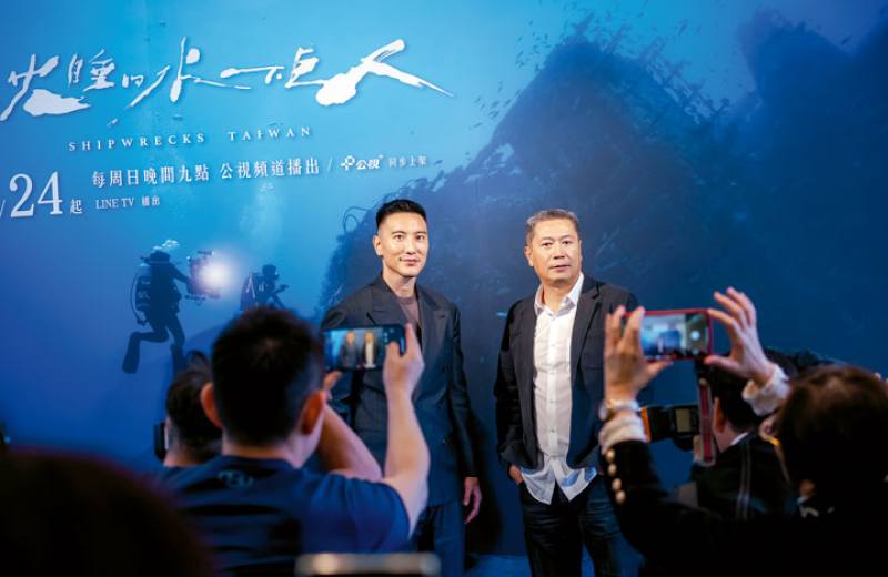 Sunny Wang (left) and Tim Lee (right) formed a close bond over the 18 months it took to film the docuseries. (photo by Lin Min-hsuan)​​