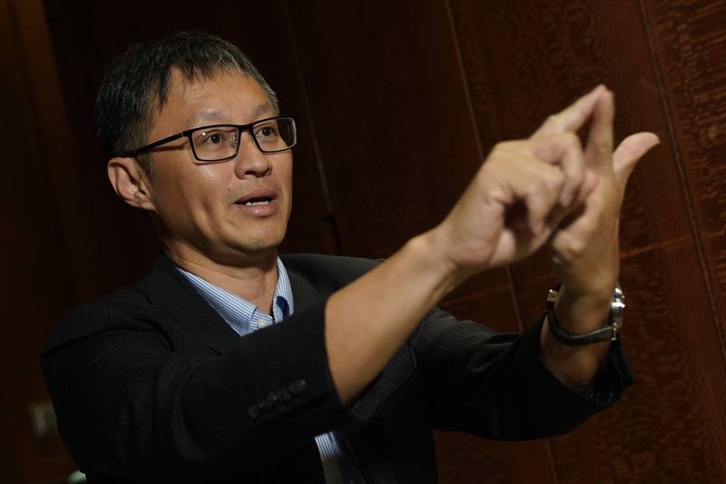 群聯執行長潘健成認為，過去的努力很值得，因為該有的資源、人力、市場規模和客戶認證等，群聯都有了。現在只在乎群聯能否賺到夠多的利潤，持續投資研發，拉大與競爭對手的距離。