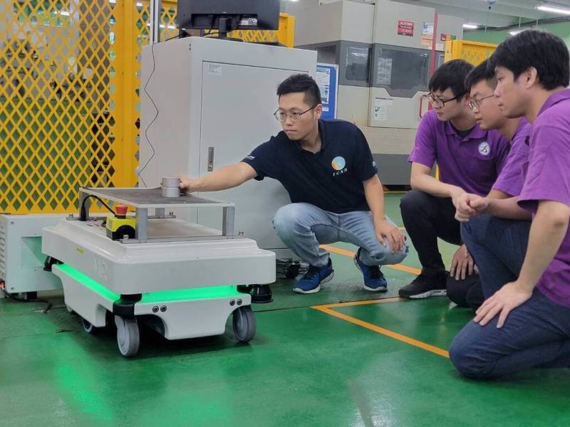 勞動部勞動力發展署中彰投分署將於6月1日在台中世貿中心舉辦中區就業博覽會，匯聚120家企業、提供7000個就業機會，並將進行人才培訓課程招生宣導。（中彰投分署提供）