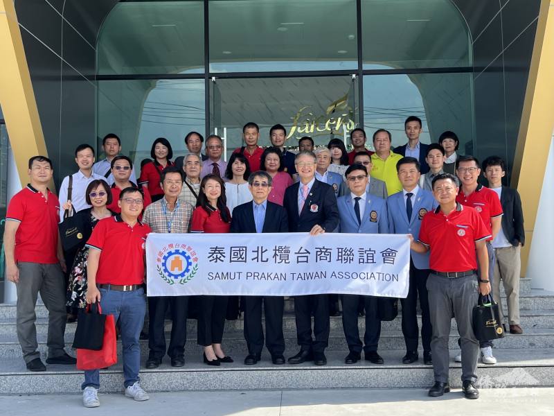 泰國花仙子企業參訪合影