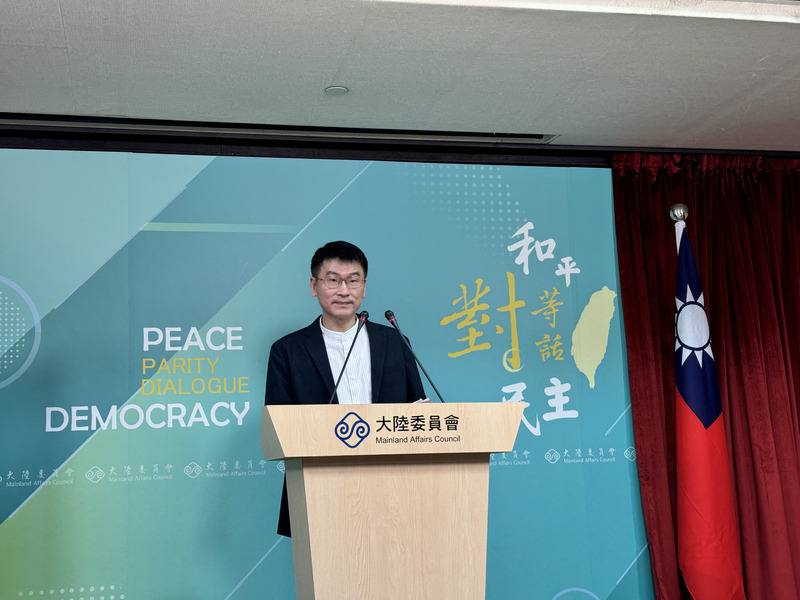 陸委會副主委兼發言人梁文傑表示，尚未出發的赴陸旅遊團約1000多個團，2萬人左右，目前先以消化為主，後續規劃則會動態評估。