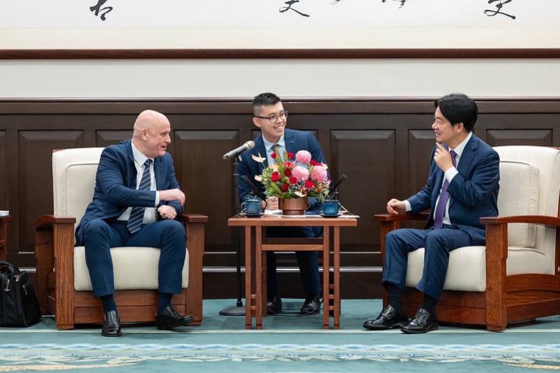 總統接見「世界和平基金會主席尤韋．莫拉韋茨一行」