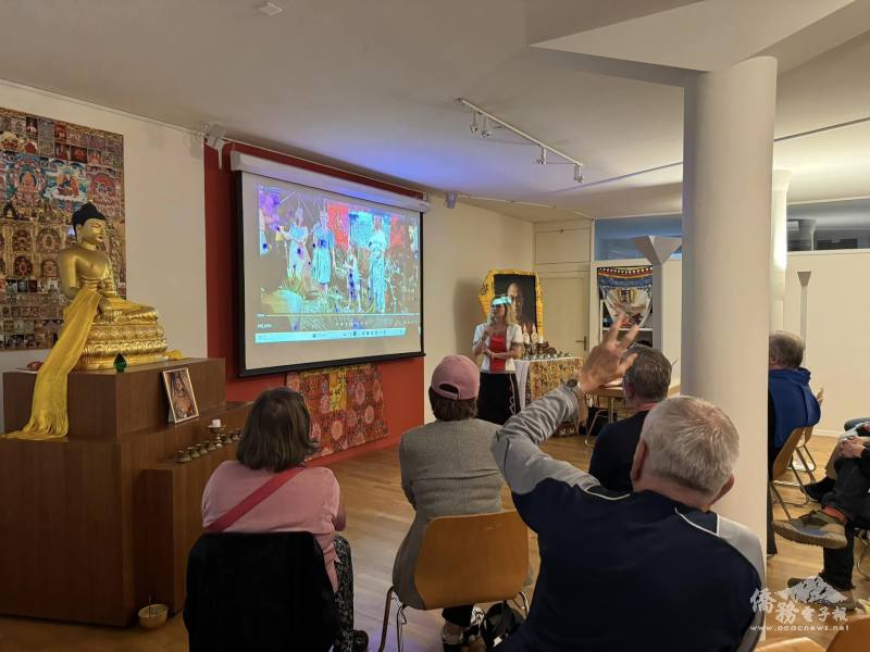 現場觀眾對於蘭嶼及達悟族的生活很有興趣，提問不斷