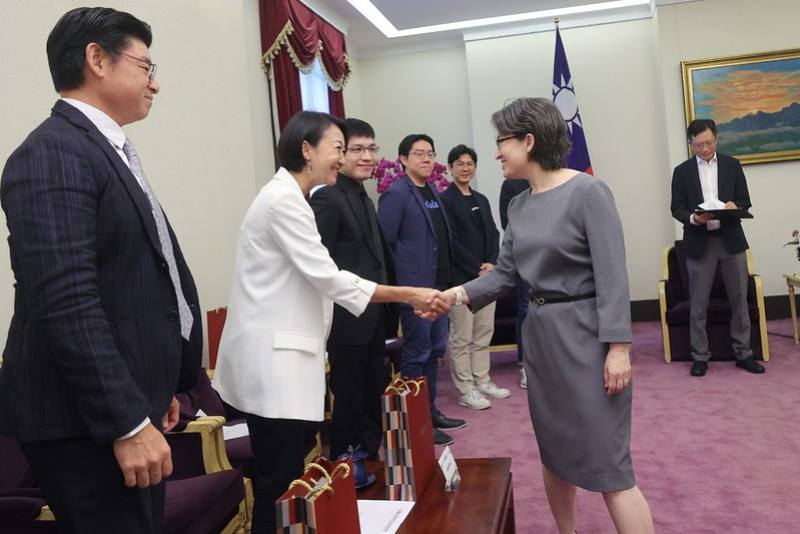 副總統接見「台灣網路暨電子商務產業發展協會」