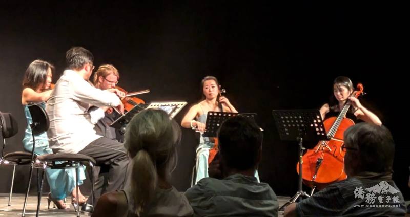 德國慕尼黑場音樂會  左起：梁涵琳、小提琴家莊宇、中提琴家Iiro Rajakoski、游適伃、張智惠