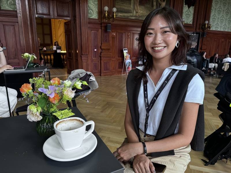 刺心切骨新加坡製片人蔡瑋詩表示，製作過程中，最具挑戰性與滿足感的是「人與人之間的溝通與交流」。