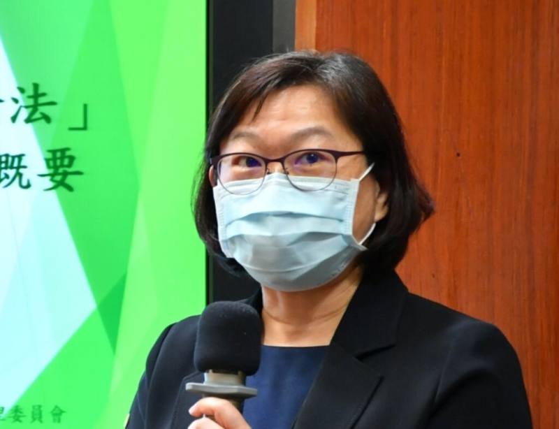 行政院8日核定，保險局長遺缺由金管會參事王麗惠升任。（行政院提供）