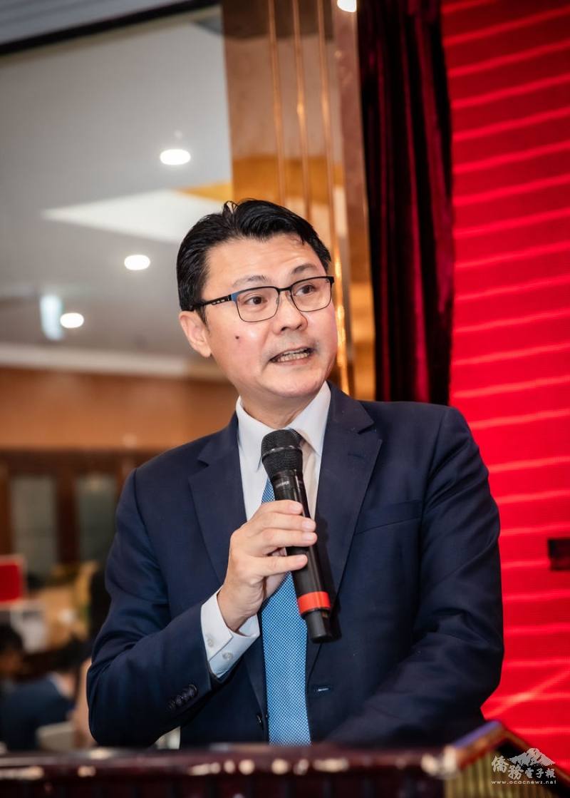 駐布里斯本辦事處處長范厚祿致詞